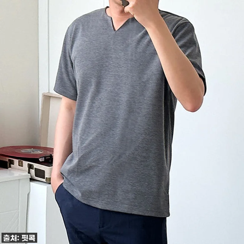 이건 무조건 사야 해! 남자 V넥 반 관련 이미지 1
