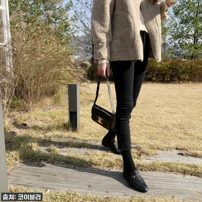 이건 무조건 쟁여야 해! 겨울 코디 관련 이미지 2