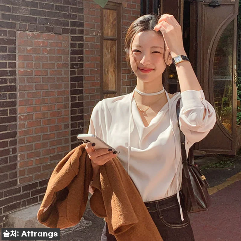 로에나 스트랩 세트 드레이프 블라우스 관련 이미지 8