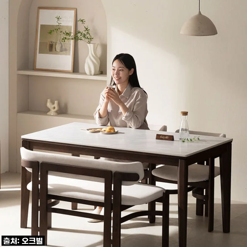 이사하고 삶의 질 수직 상승! 오크빌 트레볼라 포세린 양면 세라믹 식탁, 이 가격 실화인가요?