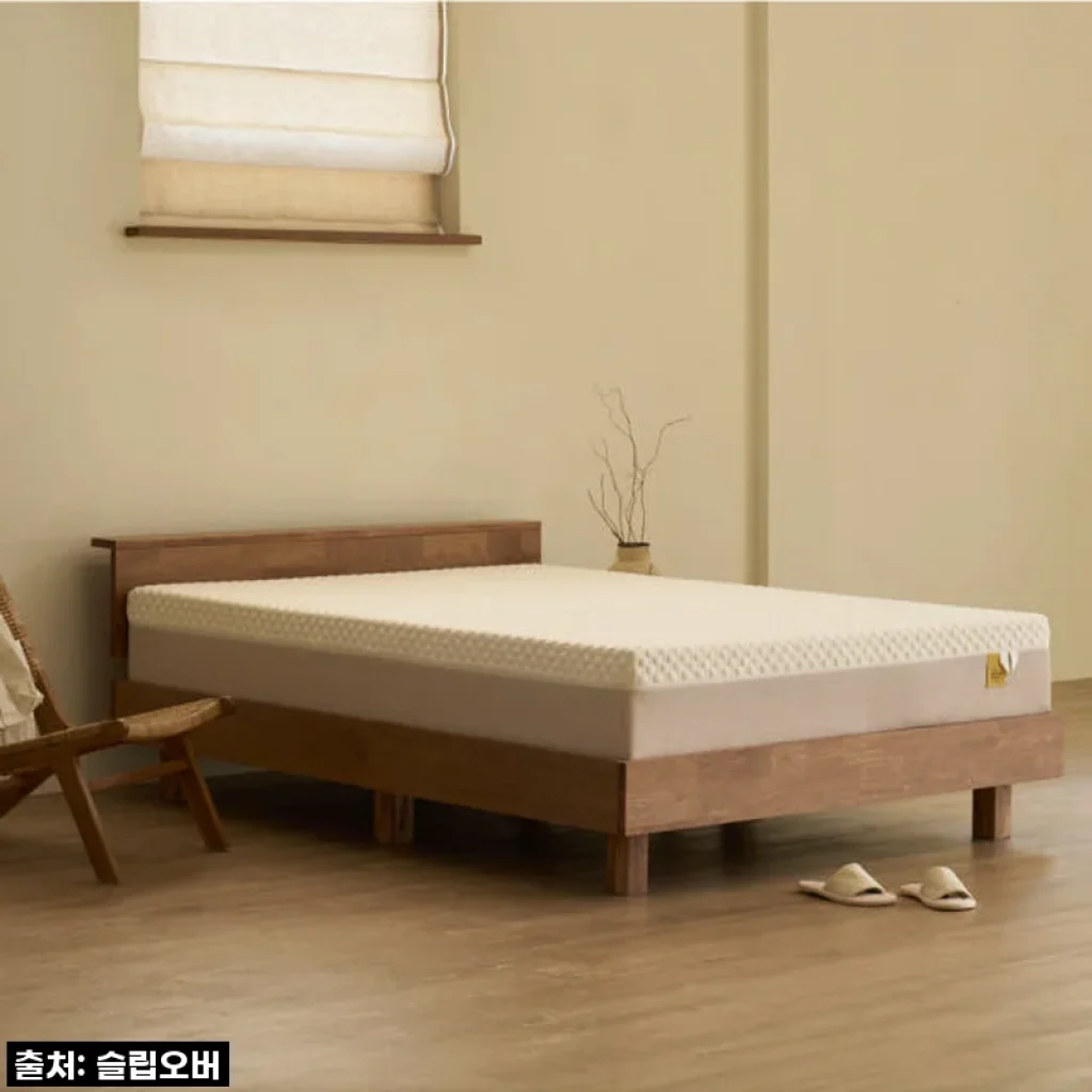 이 가격 실화? 슬립오버 호텔 원목 침대 프레임 Q, 30% 할인에 추가 혜택까지! 직접 써보니 대만족!