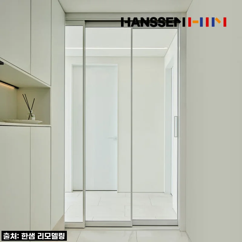 우리 집 현관이 갤러리로 변신! 한샘 라이트 3연동 중문 내돈내산 찐후기