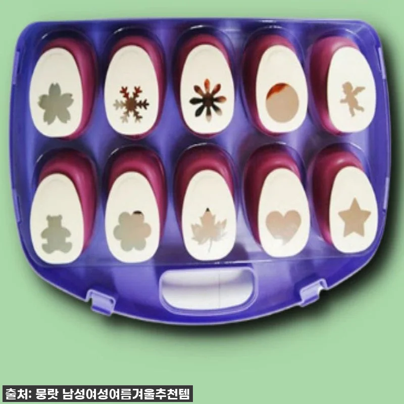 반짝이는 눈꽃과 사랑스러운 하트, ' 관련 이미지 1