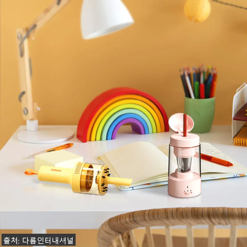 디알고 충전식 무선 전동 자동 상승 3단계 연필깎이 APS01+지우개 청소기 DEK01 사용후기 8 디알고 충전식 무선 전동 자동 상승 관련 이미지 3