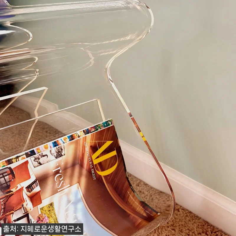 움브라 마지노 스툴, 투명한 곡선 하 관련 이미지 4