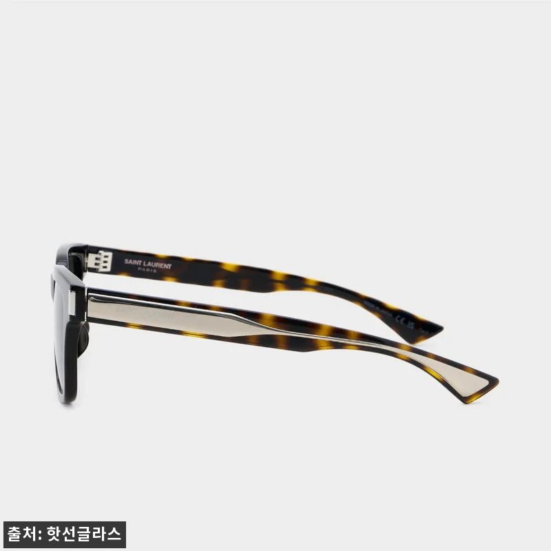 생로랑 선글라스 SL790 블랙 찐후기 포인트, 클래식 사각 뿔테로 완성하는 세련된 여름 스타일 20 생로랑 선글라스 SL790 블랙 찐후 관련 이미지 9